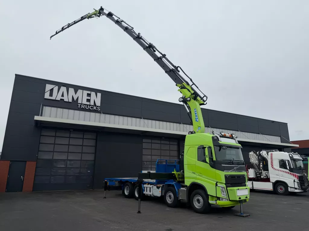 Volvo FH 540 8x2 EFFER 955/8S + JIB 6S