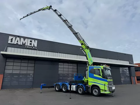 Volvo FH 540 8x4 EFFER 685/6S + JIB 6S